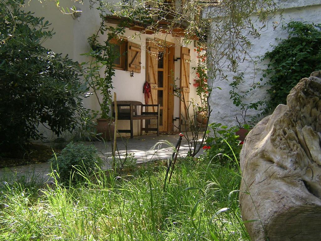 Tirós Studios Kyparissi & Spa מראה חיצוני תמונה