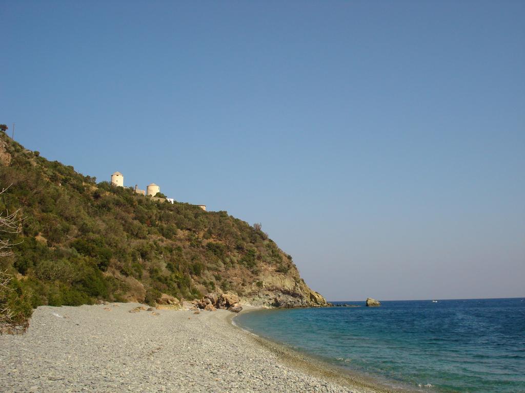 Tirós Studios Kyparissi & Spa מראה חיצוני תמונה
