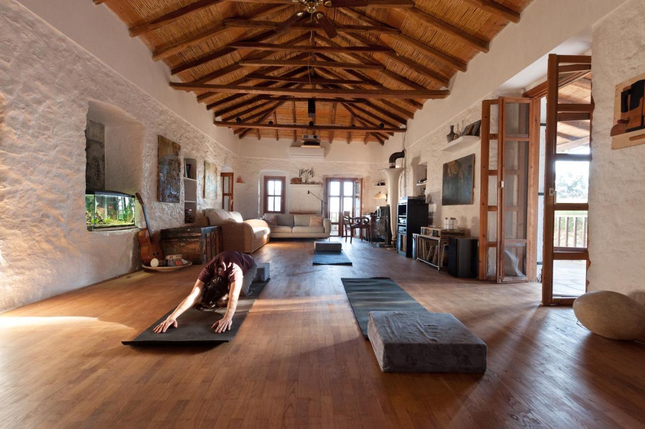 Tirós Studios Kyparissi & Spa מראה חיצוני תמונה